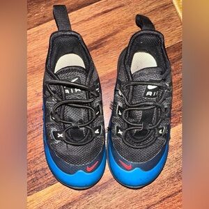 Nike Kids Black and Blue Athletic Sneakers